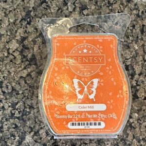 Scentsy Cider Mill Wax Bar - Vibrant Orange